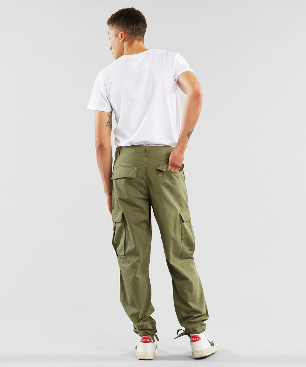 Men] Pants Kinna (Leaf Green) – DEDICATED JP